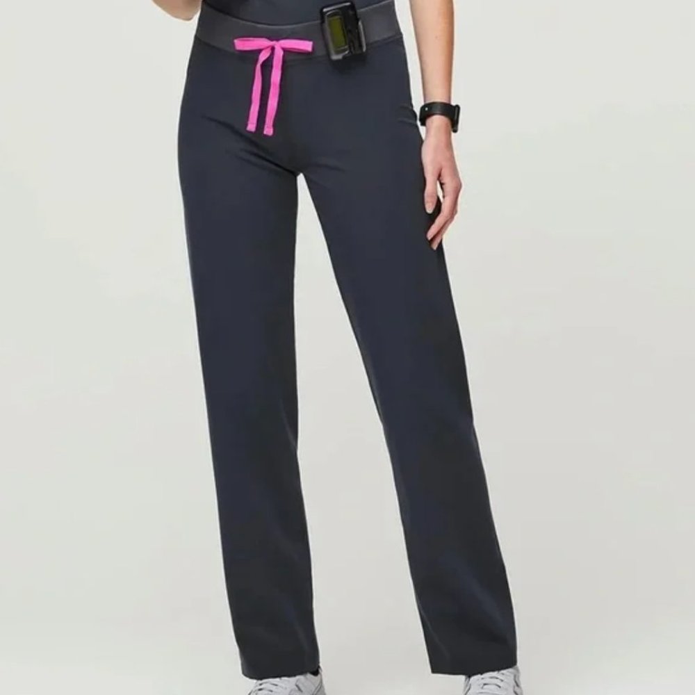 NWT Figs Night Sky Livingston scrub pants